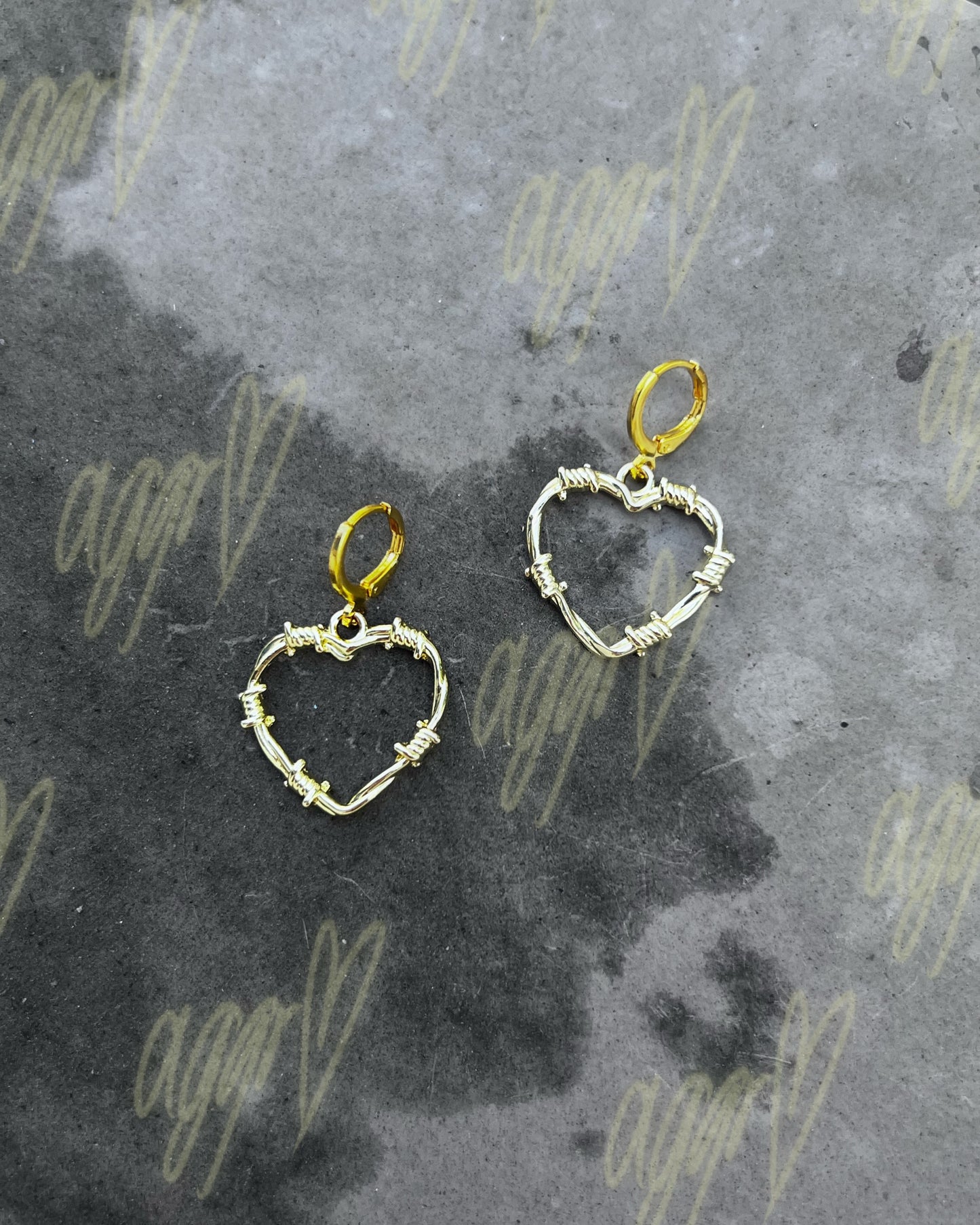 hearts / wires earrings