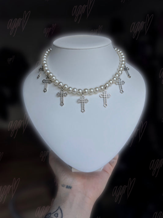 fake pearls @ church choker