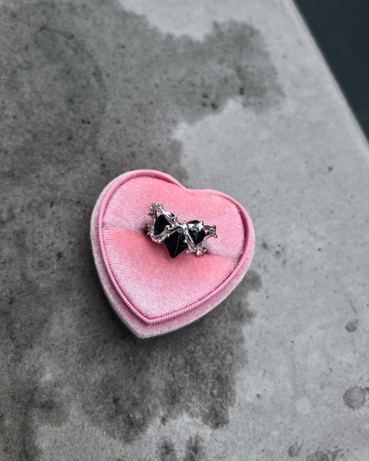 e-girl heart thorns resizable ring