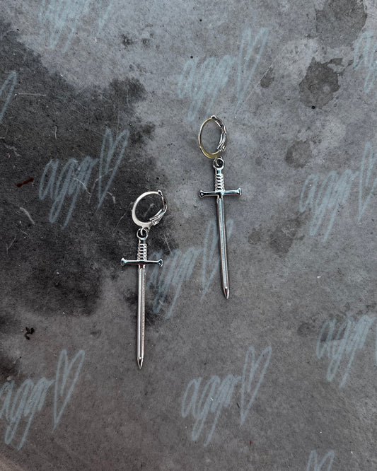 new poisonous swords earrings