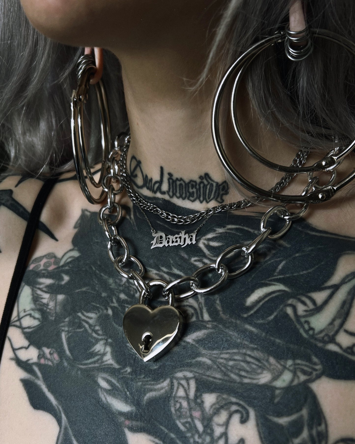 enchained heart chain choker