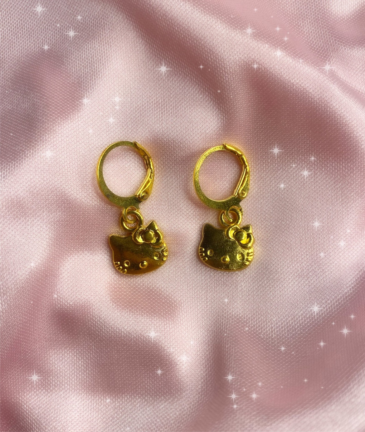 dainty hello kitty drop earrings